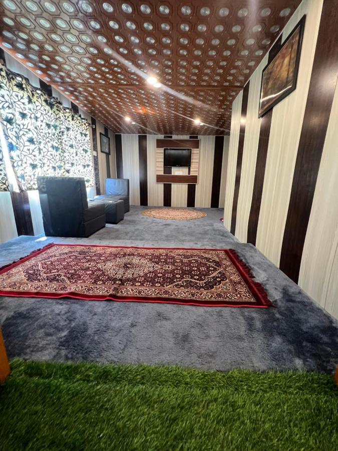 Aristotle Group Of Houseboats & Transportation 호텔 Srīnagar 외부 사진