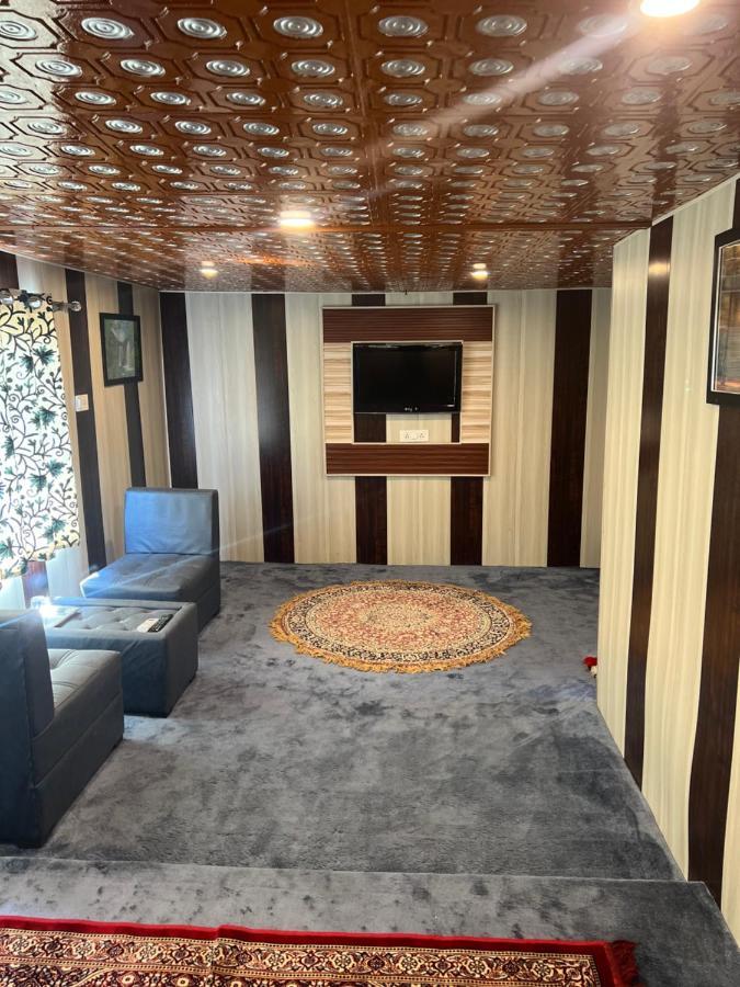 Aristotle Group Of Houseboats & Transportation 호텔 Srīnagar 외부 사진